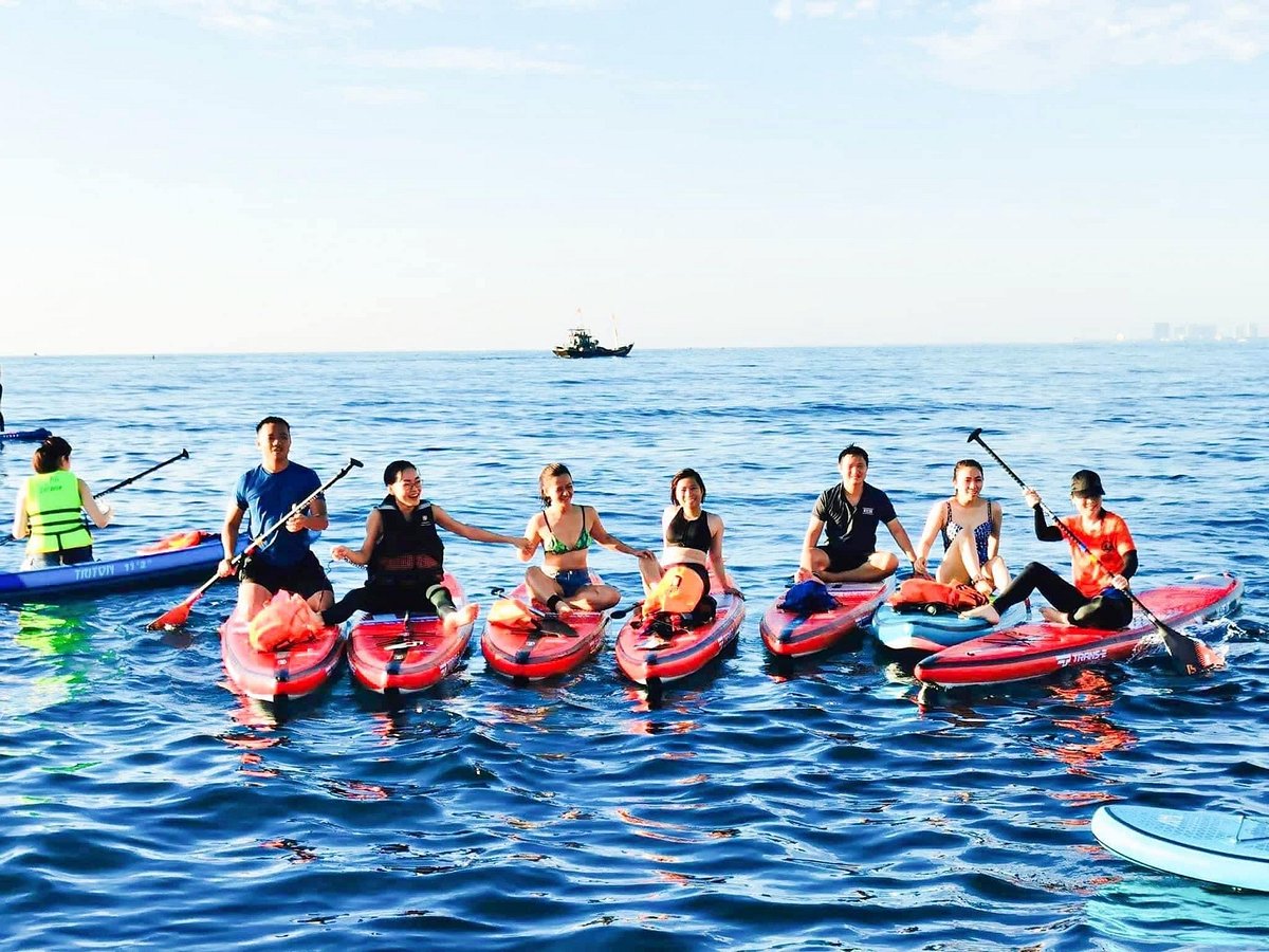 July beach activities and water sports in Vietnam, a vibrant highlight of the Best Time to Visit Vietnam