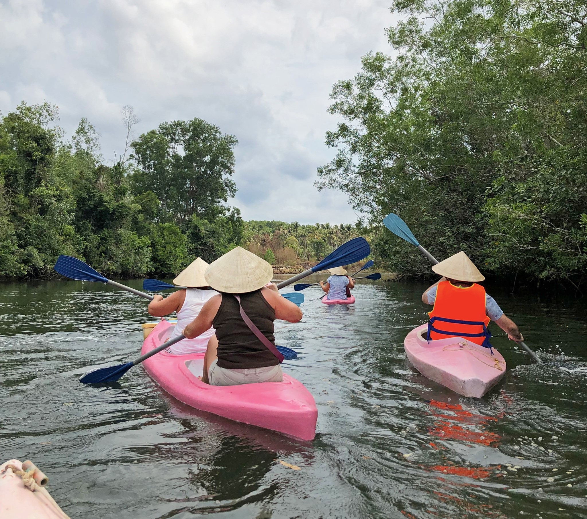 Phu Quoc: Sightseeing, Kayaking, National Park Tour