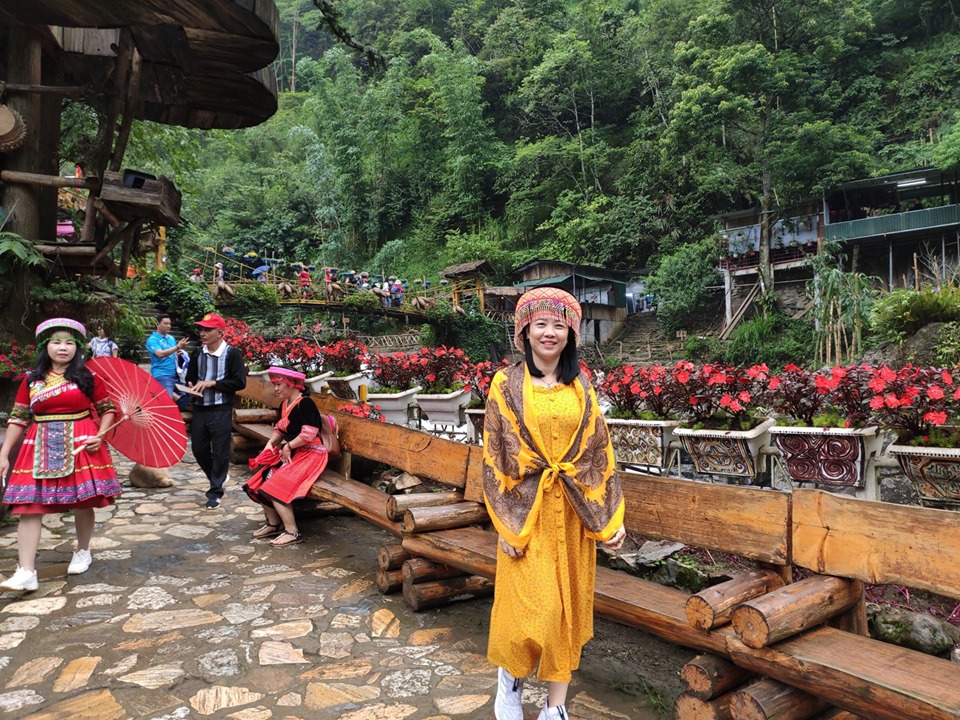 Relaxing by the stream during a visit to Cat Cat Village Sapa