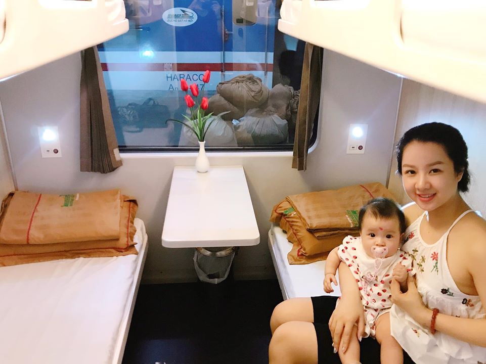Seat and sleeper options on the Hanoi to Sapa train