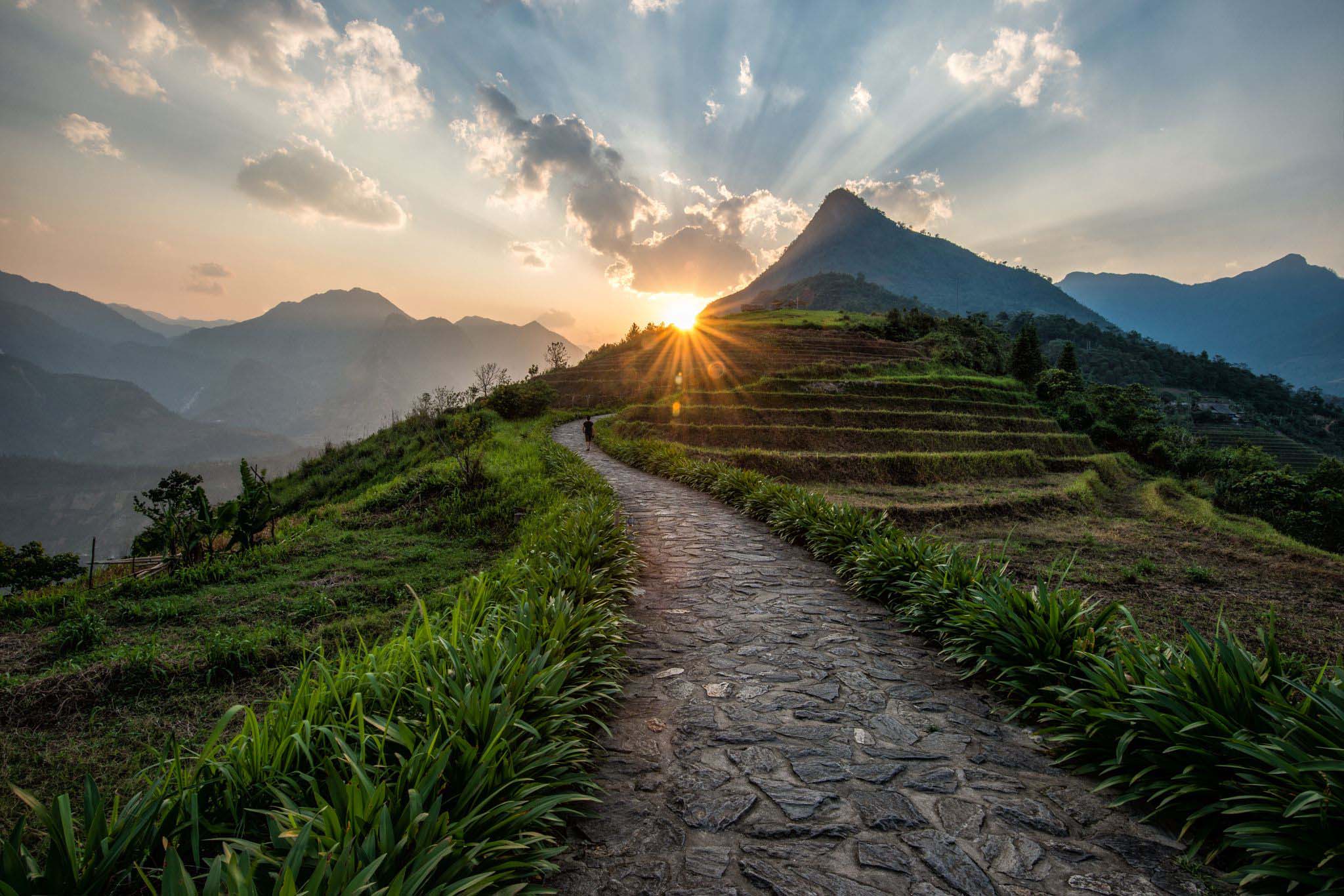Sunrise over Sapa mountains during the best season for sightseeing and outdoor activities