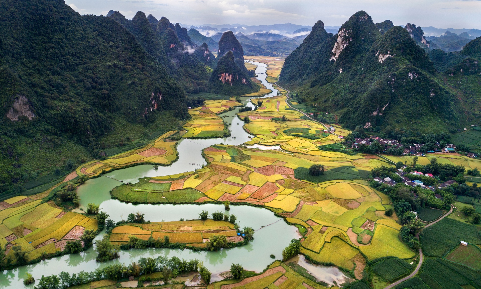 Vietnam Holiday Packages 2026 Complete North To South Tour