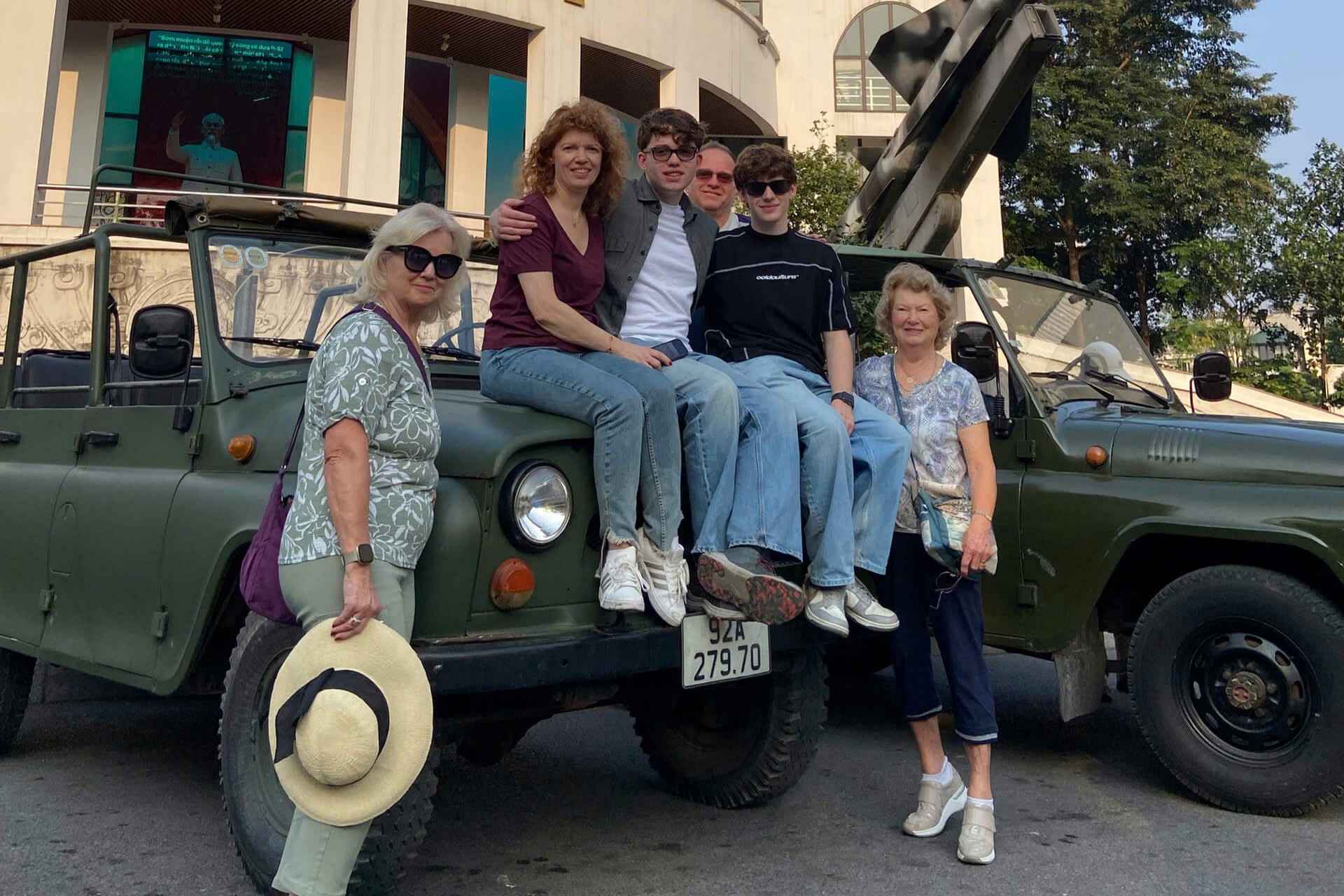 hanoi-city-tour-by-jeep