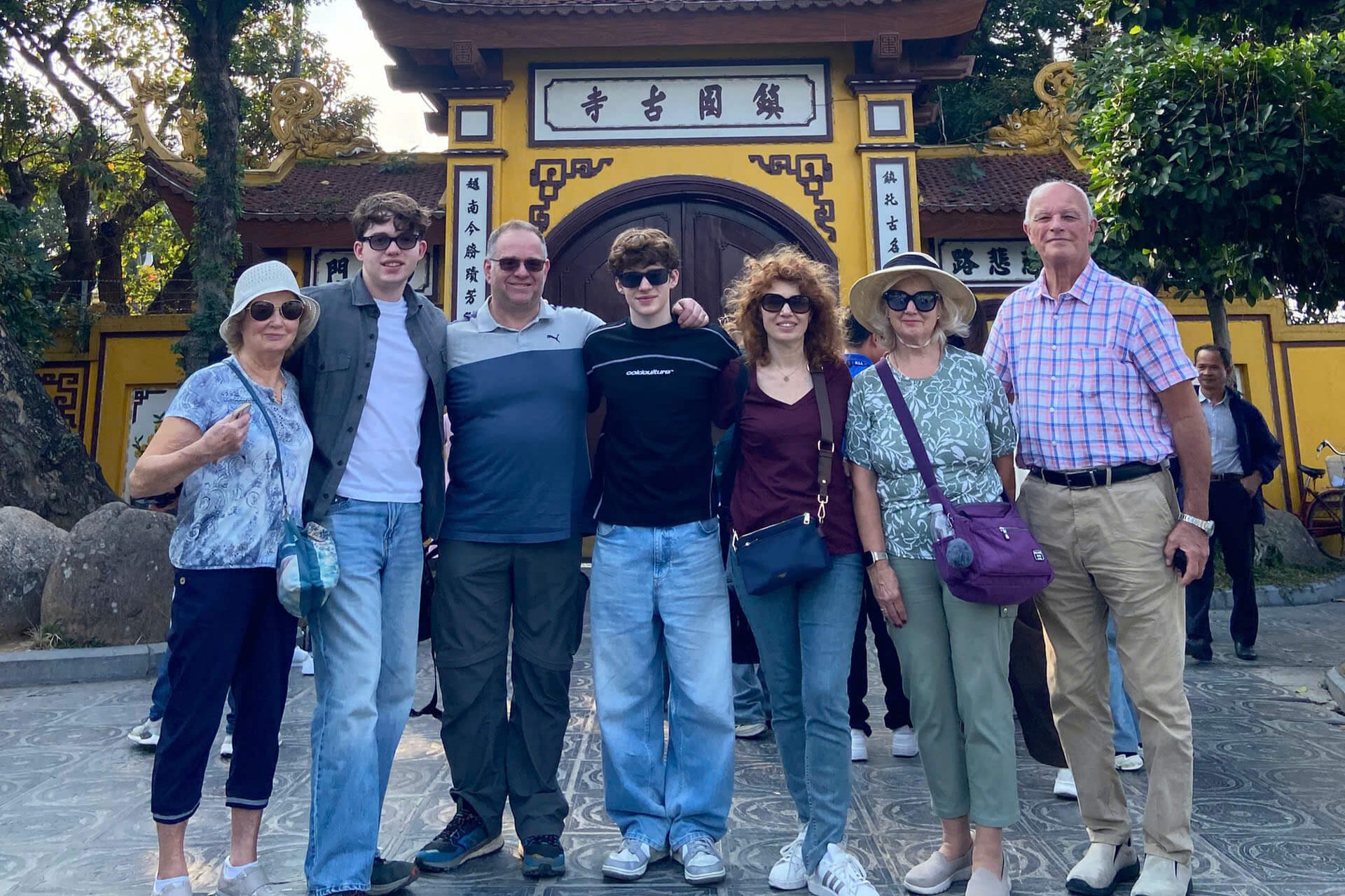 hanoi-outskirts-bat-trang-ceramic-village-jeep-tour-half-day