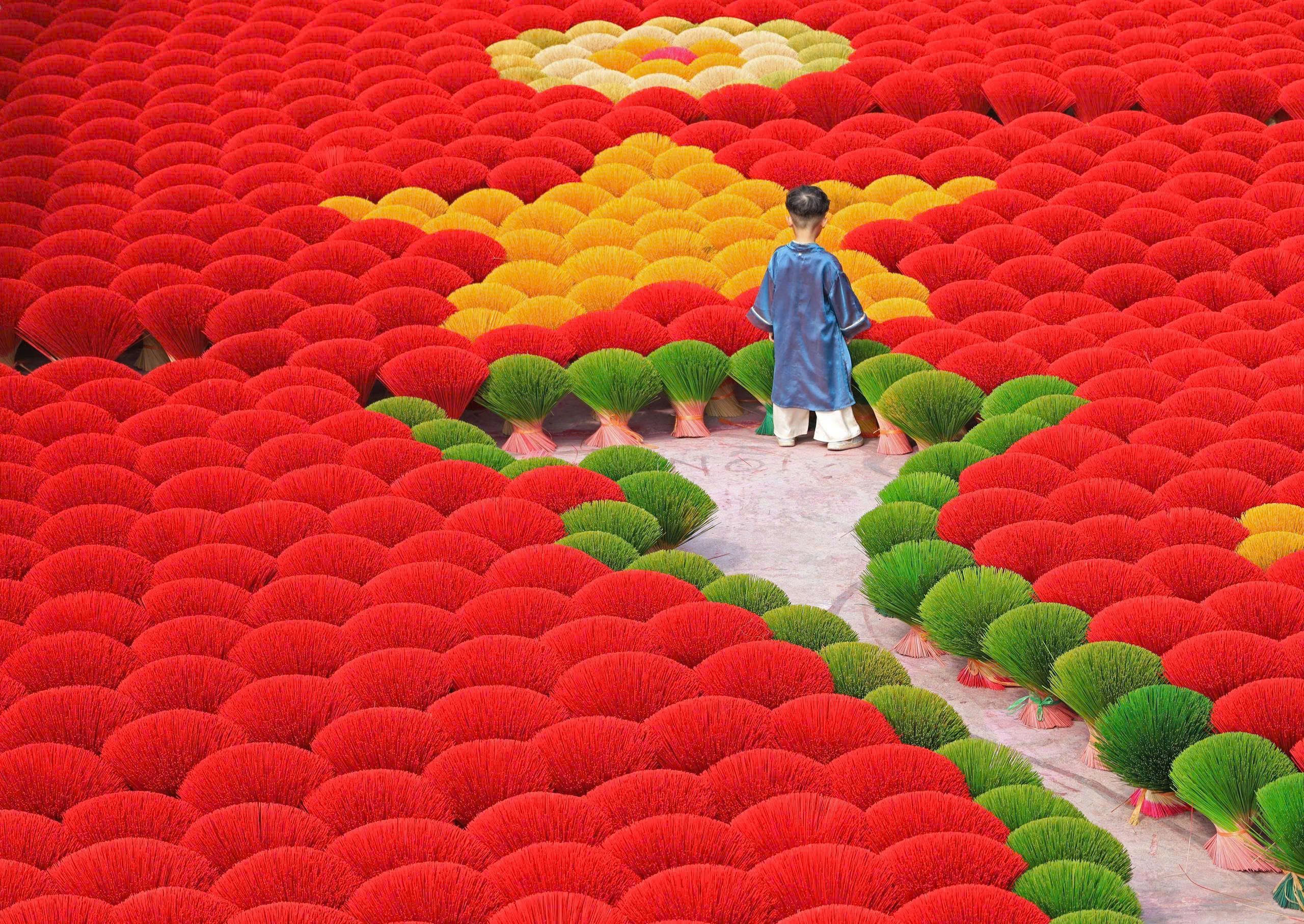 Conical Hat & Incense Craft Villages Tour – Full Day with Lunch