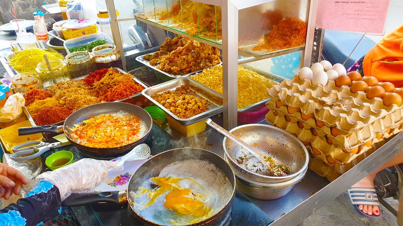 Clean street food stall showing Vietnam street food safety
