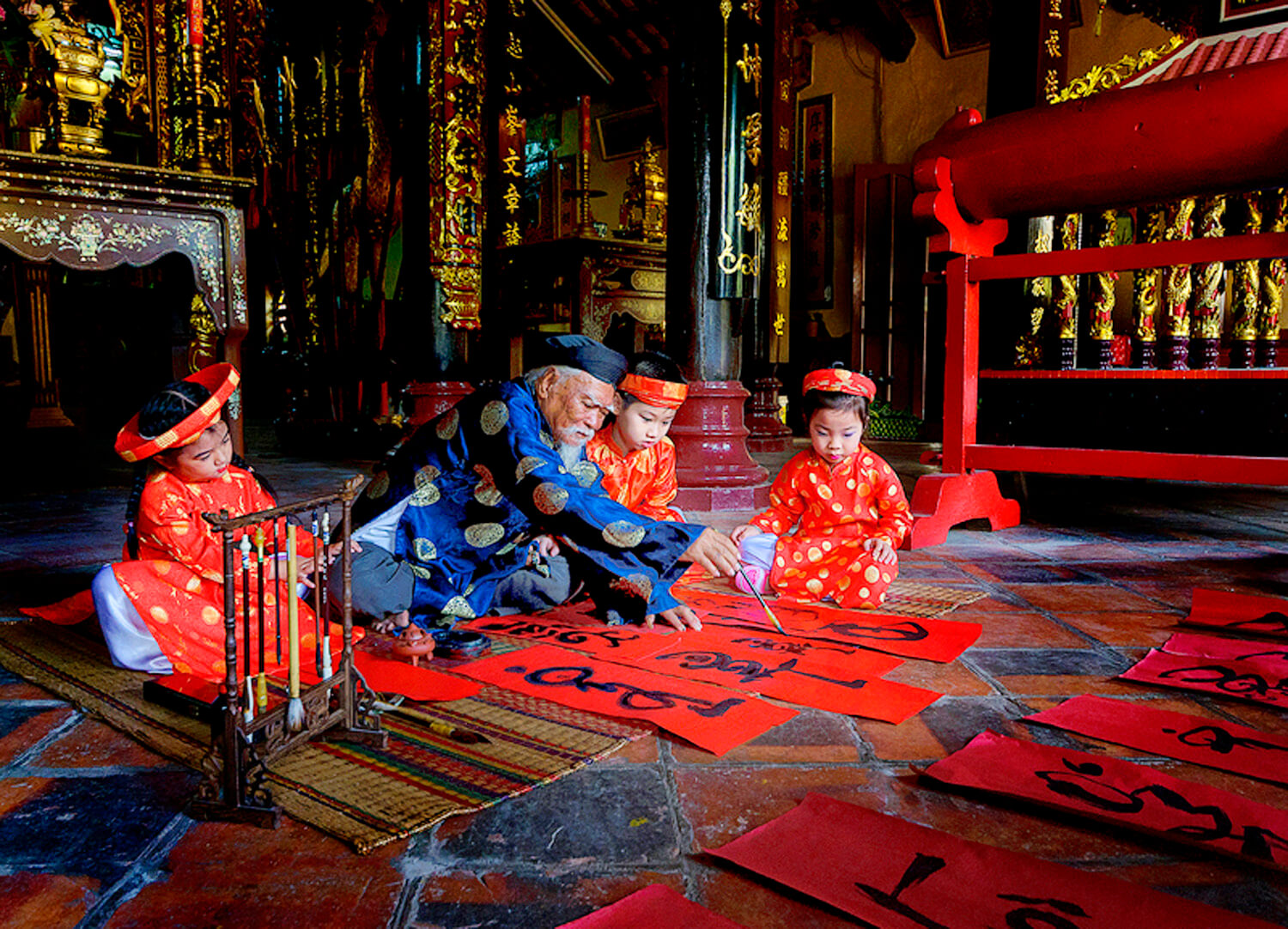 Elderly members playing an important role in Vietnamese family life