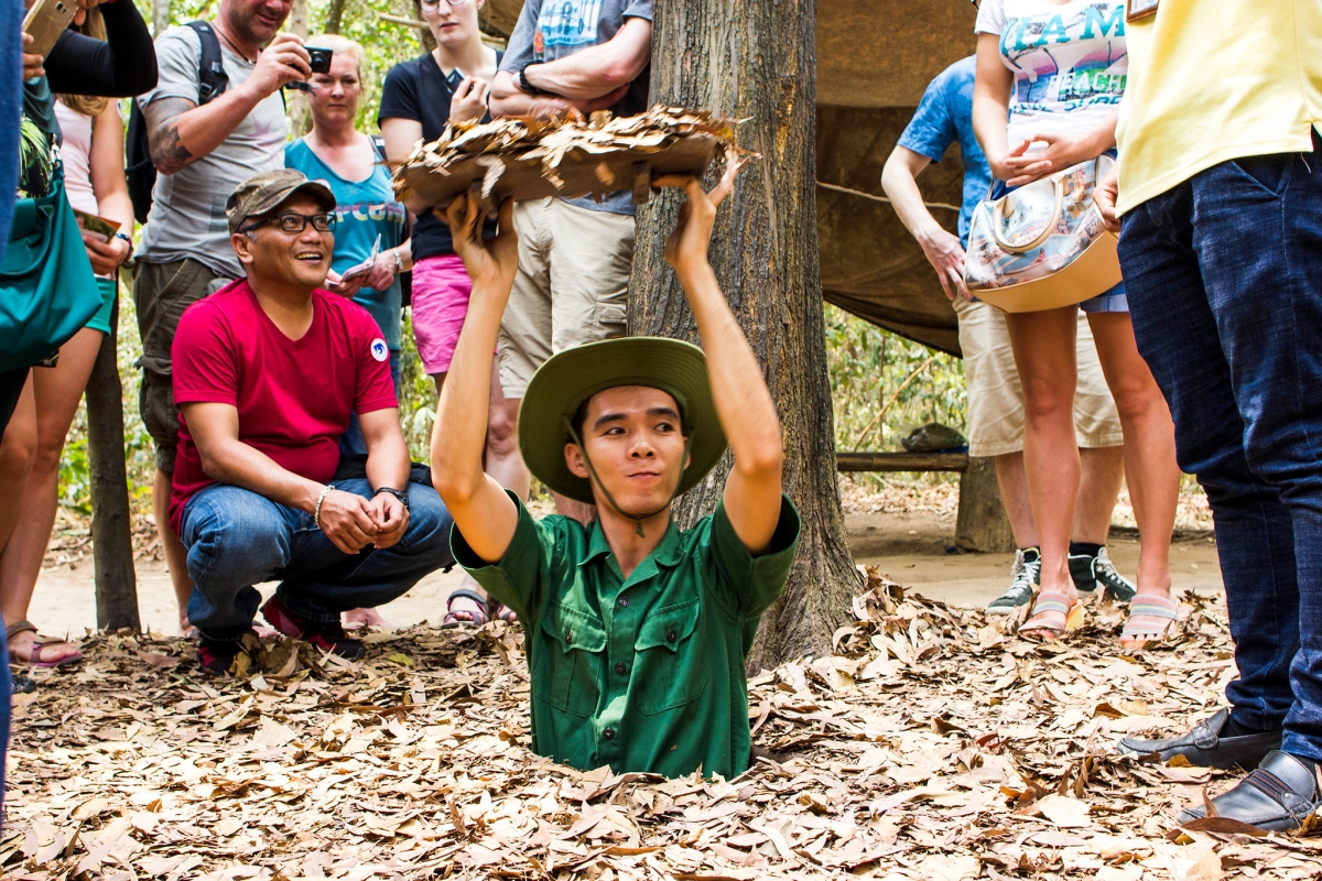 Guided introduction and historical briefing at Cu Chi Tunel site