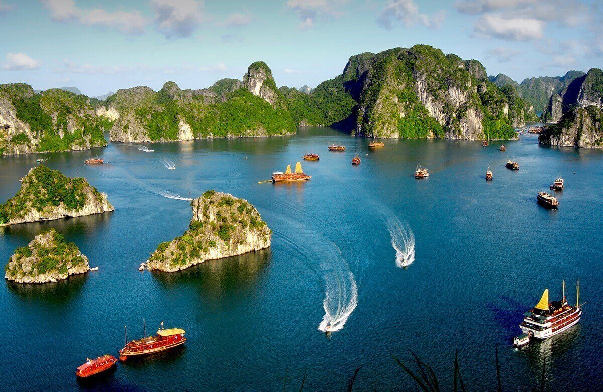 Ha Long Bay, Viet Nam