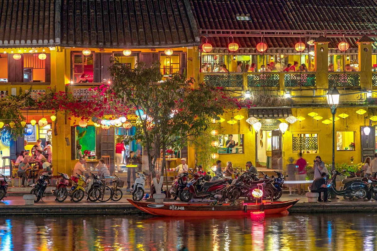 Hoi An Ancient Town illuminated with lanterns at night