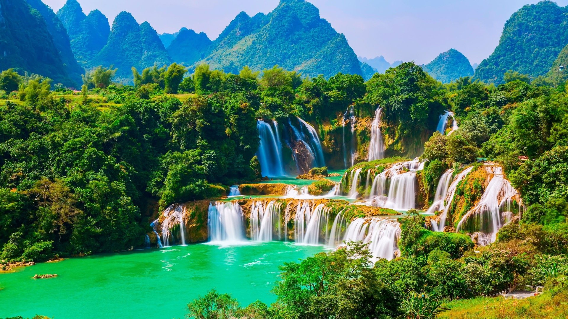 Ban Gioc Waterfall 