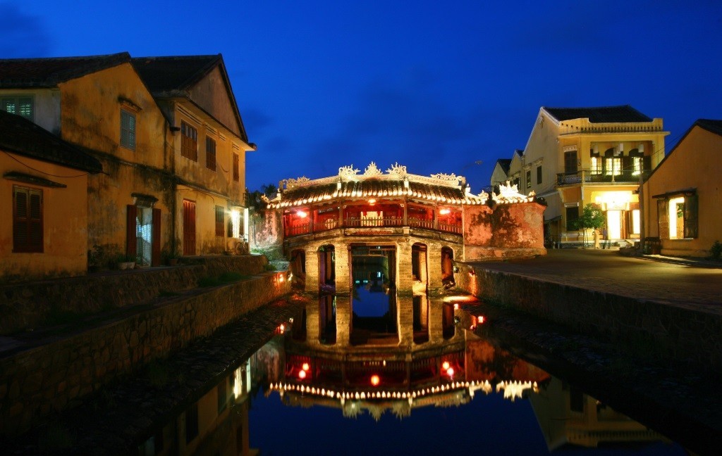 Vietnam tour from Hanoi transitioning from coastal cities to ancient towns in central Vietnam