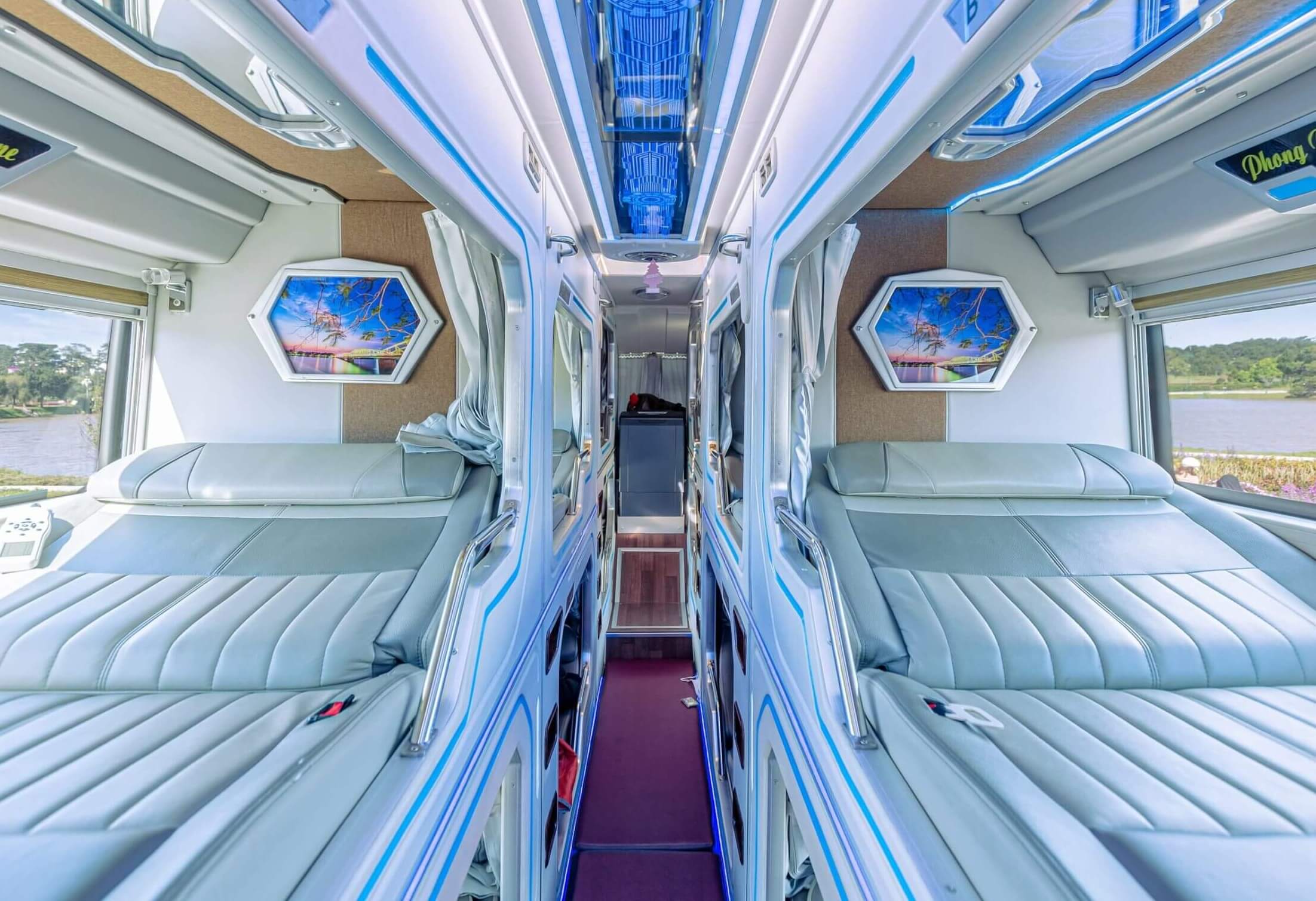 Travel cost comparison for Hanoi to Ho Chi Minh City transportation