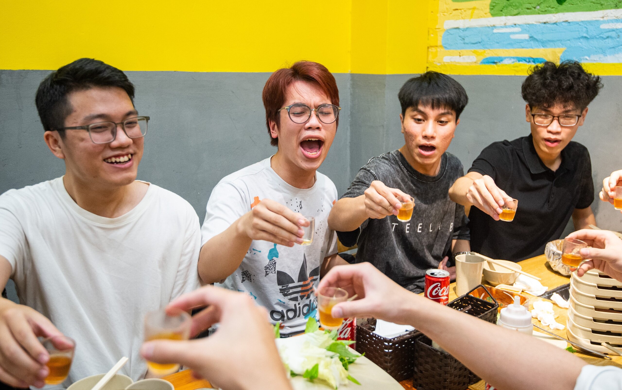 Friendly conversation over drinks at dinner