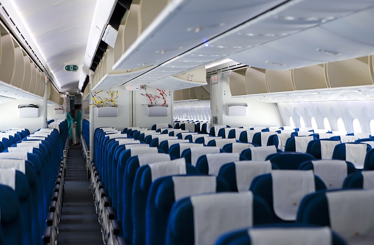 Full-service airline in Vietnam cabin experience