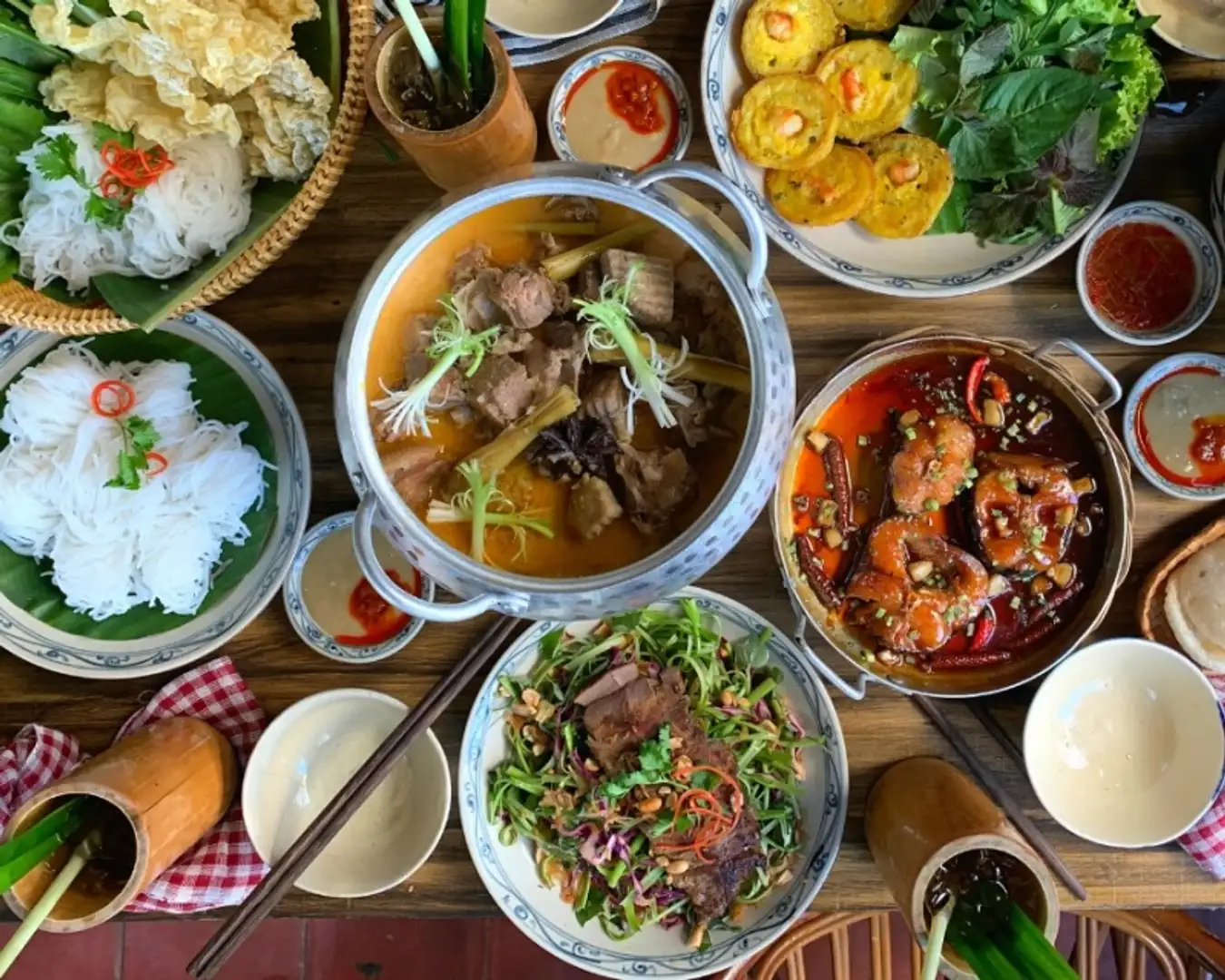 Street Food In Vietnam: 7 Must-Try Dishes Guide