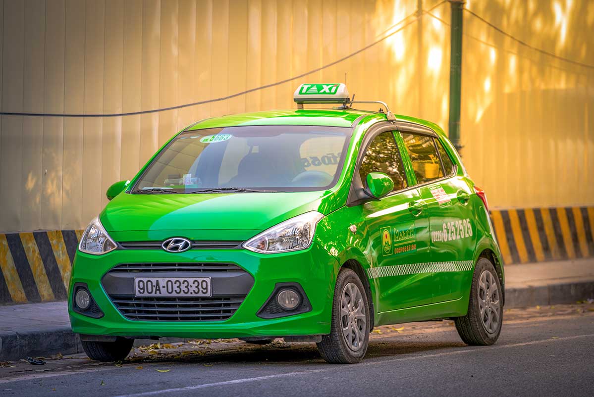 Taxi and Grab in Vietnam cities
