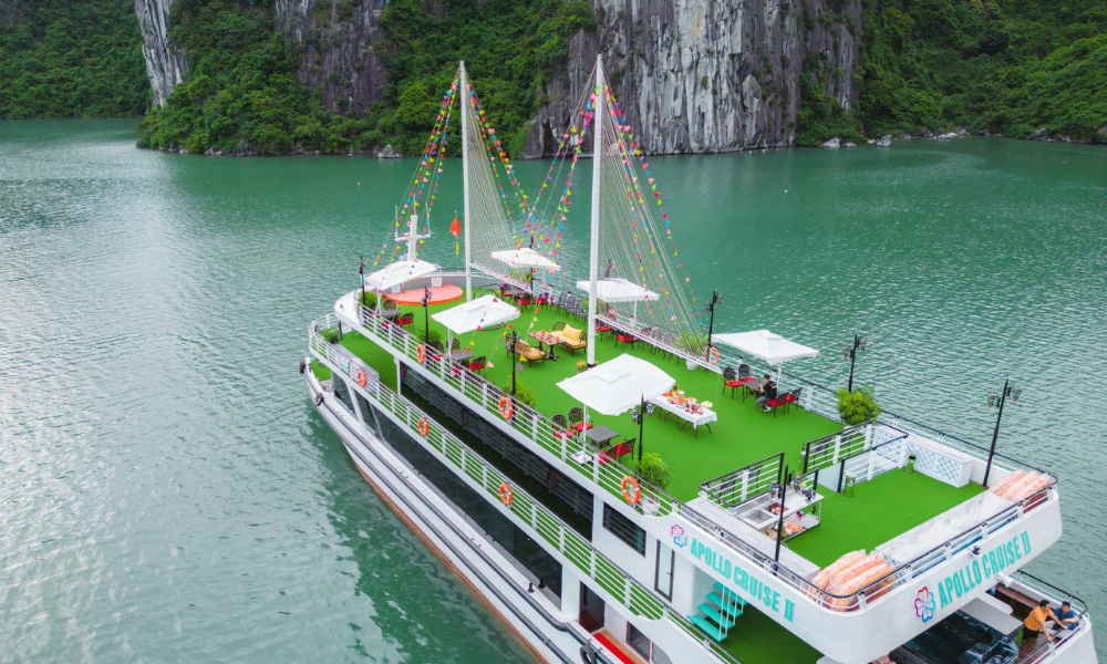 Booking-Halong-Bay-cruise-2