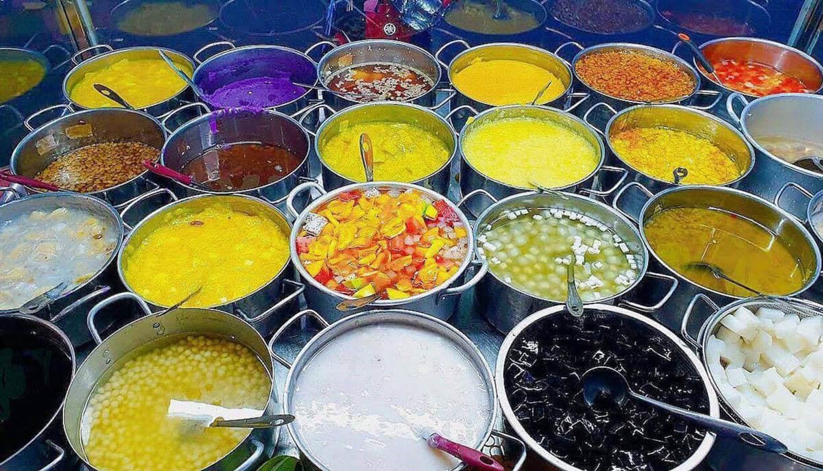 Colorful Vietnamese desserts served in small bowls