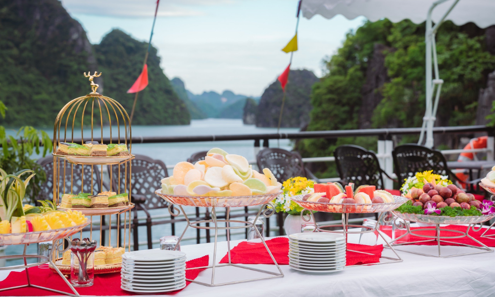 halong-bay-overnight-cruise-10
