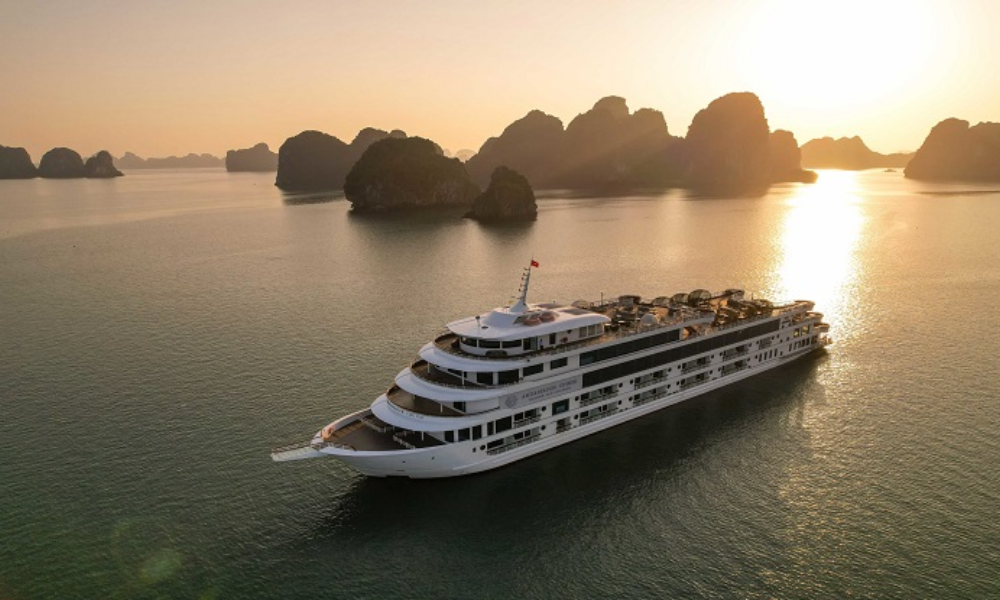 halong-bay-overnight-cruise-12