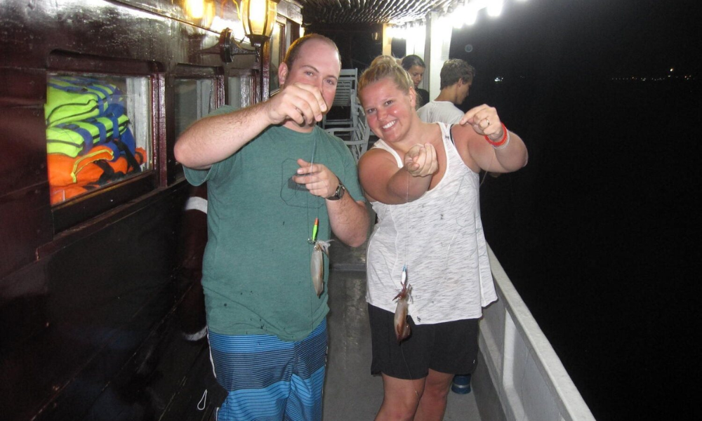 squid fishing in Ha Long Bay 8