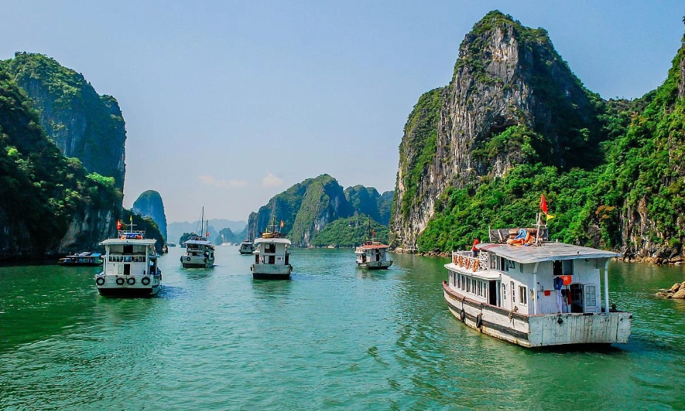 squid fishing in Ha Long Bay