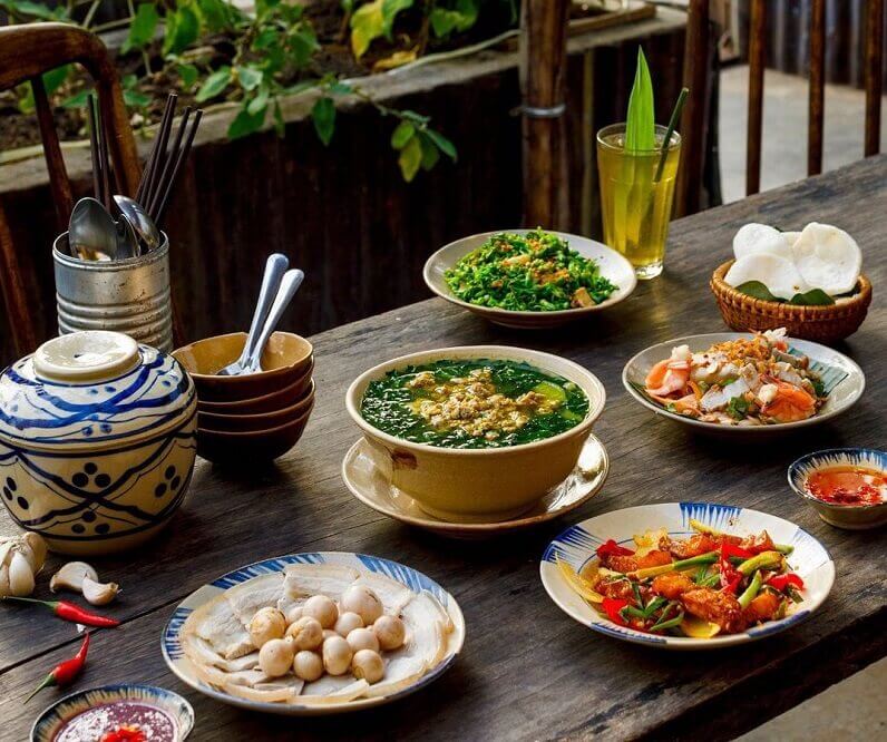 typical-vietnamese-meal