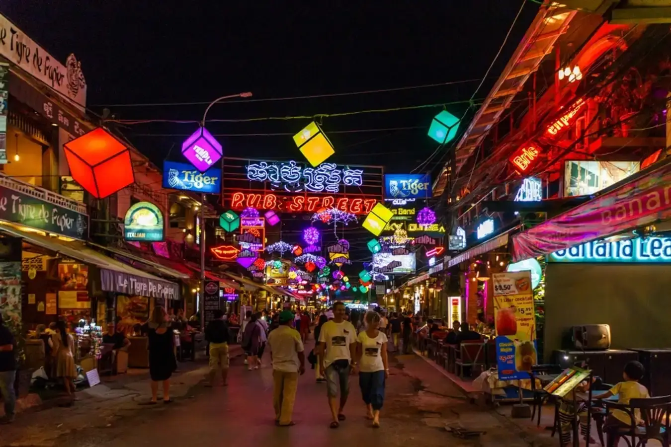 Nightlife scene at Pub Street with restaurants and travelers