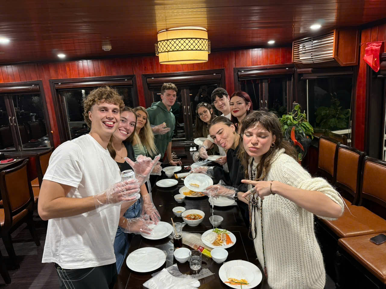 halong-bay--overnight-on-cruise